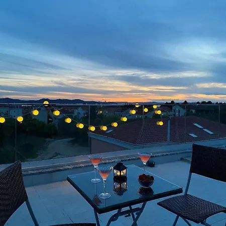 Lusi Appartamento Zara